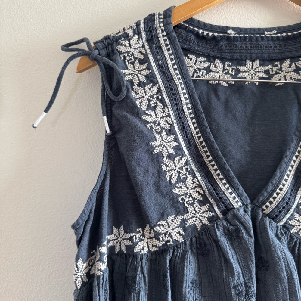 Lucky Brand  RuchedShoulder Deep V Neck Top size Large - Picture 4 of 7